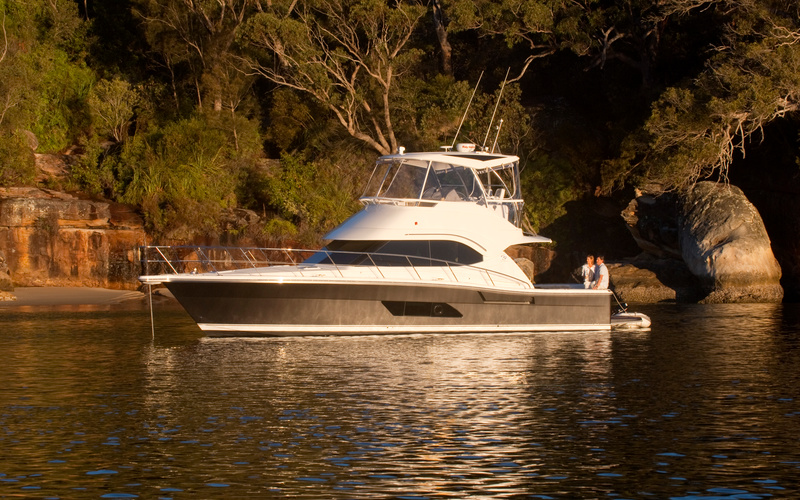 riviera 585 suv power motor yacht