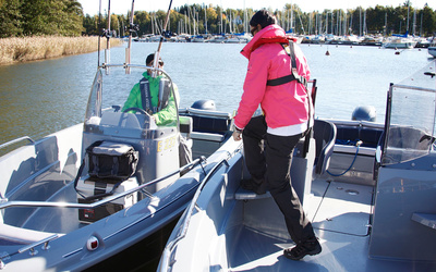 Yamarin Cross 53 Center Console
