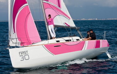 Beneteau First 30