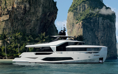 Ferretti Infynito 80