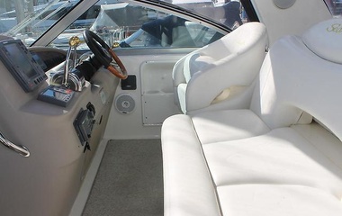 Sea Ray 335 Sundancer