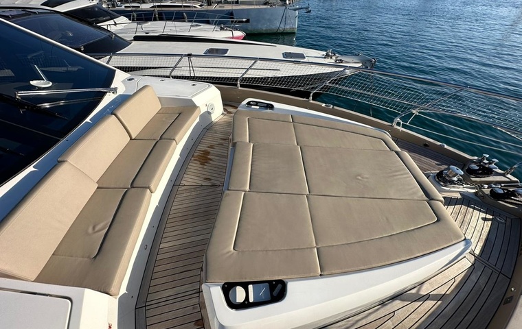 Absolute 62 Fly (2019)