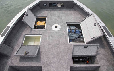 Crestliner 1850 Pro Tiller