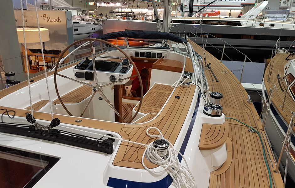 Hallberg-Rassy 44