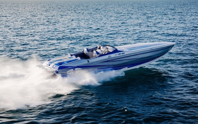 Cigarette 38' Top Gun