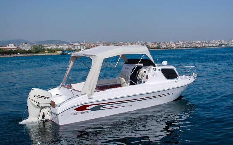 Safter 630 Cabin Cruiser