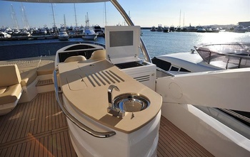 Sunseeker 75 Yacht
