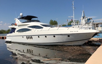 Azimut 68 Plus