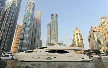 Majesty Yachts 101