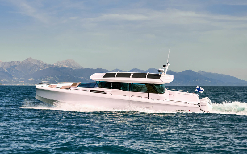 Axopar 45 XC Cross Cabin
