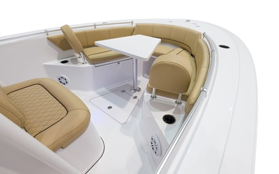 Sportsman Open 242 Center Console