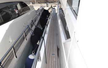 Sunseeker Manhattan 73 (2012)