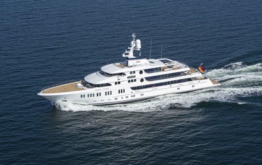 Lurssen Aurora X
