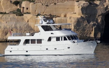 Outer Reef 700 MY (2012)
