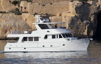 Outer Reef 700 MY