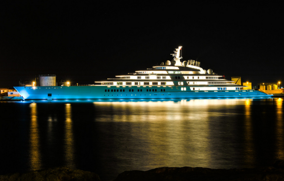 Azzam is the largest superyacht in the world