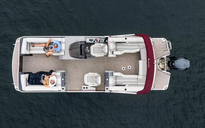 Godfrey Sanpan Lounge 2300