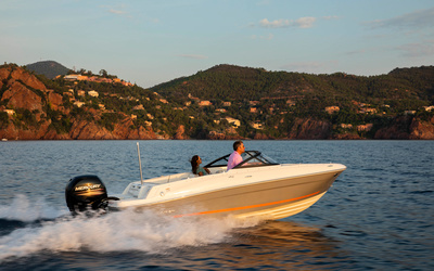 Bayliner VR4 Bowrider Outboard