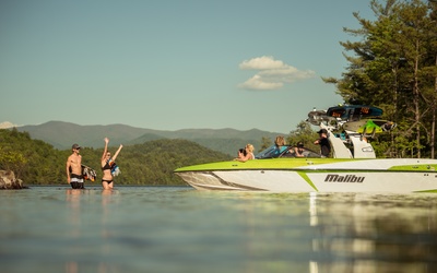 Malibu Wakesetter 25 LSV