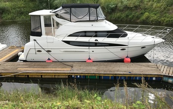 Meridian 408 Motoryacht