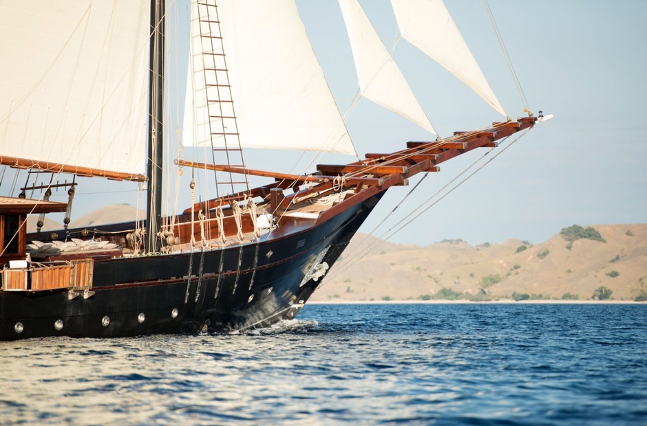 Konjo Boat builders  Amandira
