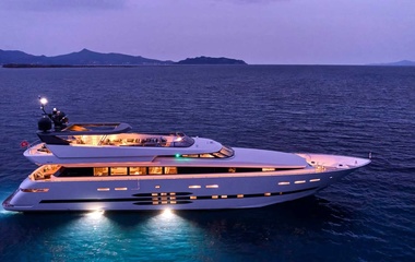 Golden Yachts  O'Neiro