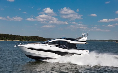 Galeon 470 Skydeck