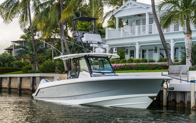 Boston Whaler 360 Outrage