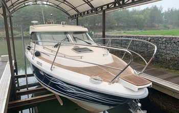 Aquador 28 HT (2013)