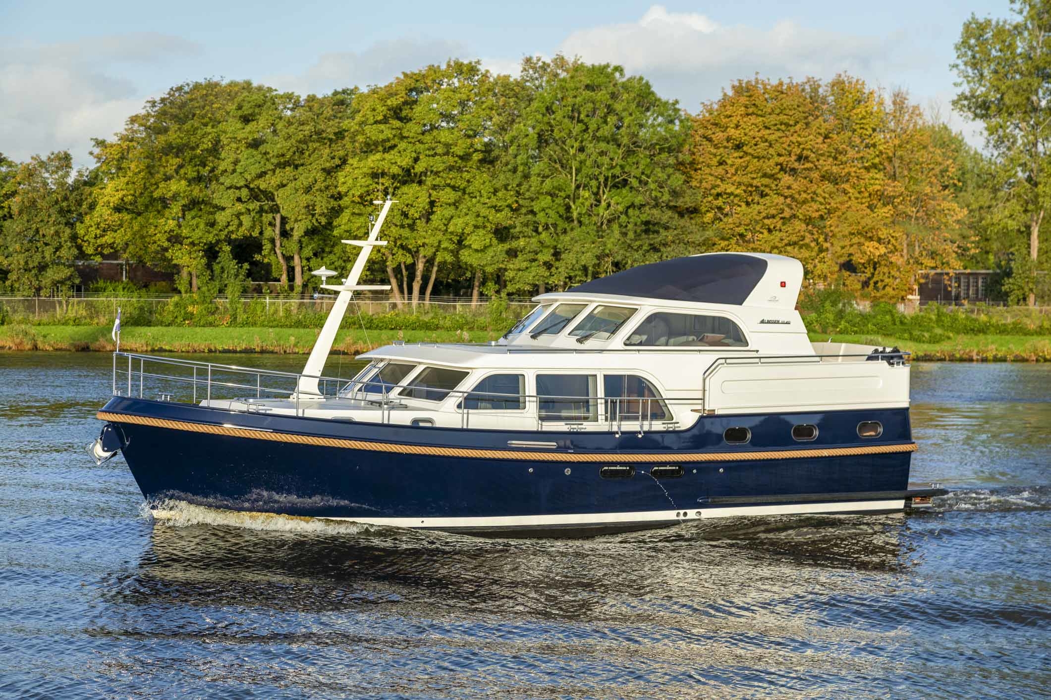 linssen yacht sedan 30