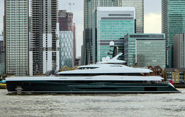 Abeking & Rasmussen M’Brace