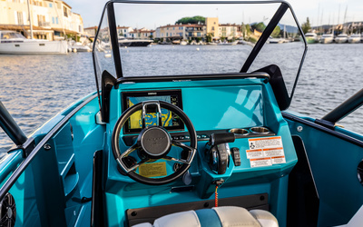 Axopar 22 X Jobe Revolve