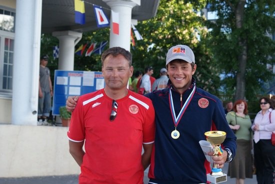 Igor Lisovenko (right) with RUS7 coach Sergey Shevtsov