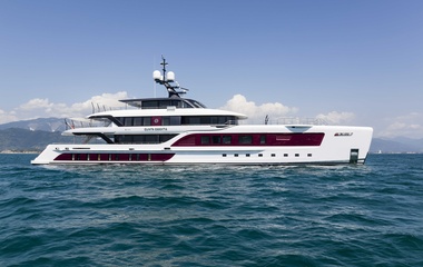 Admiral Quinta Essentia