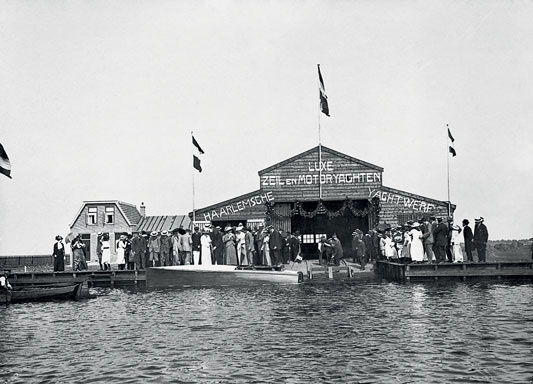 Opening of the Henry de Vogt shipyard, July 12, 1913. 