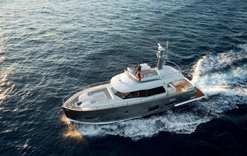 Azimut Magellano 53