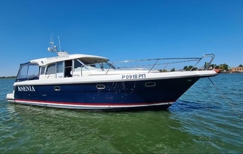 Nimbus 42 Nova (2007)