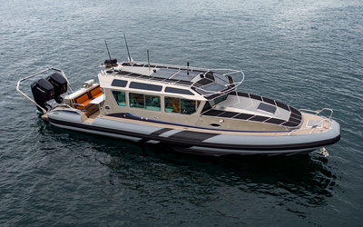 Life Proof 41 Full Cabin