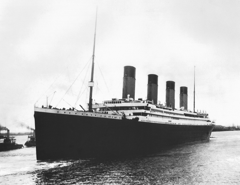 «All those who survived the tragedy have by now died, so the only remaining witness is the Titanic itself. The shipwreck still has a lot to say»," said Robert Blyth of the National Maritime Museum in Greenwich.