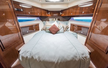 Marquis 560