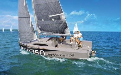 Yacht Yard Focus 750