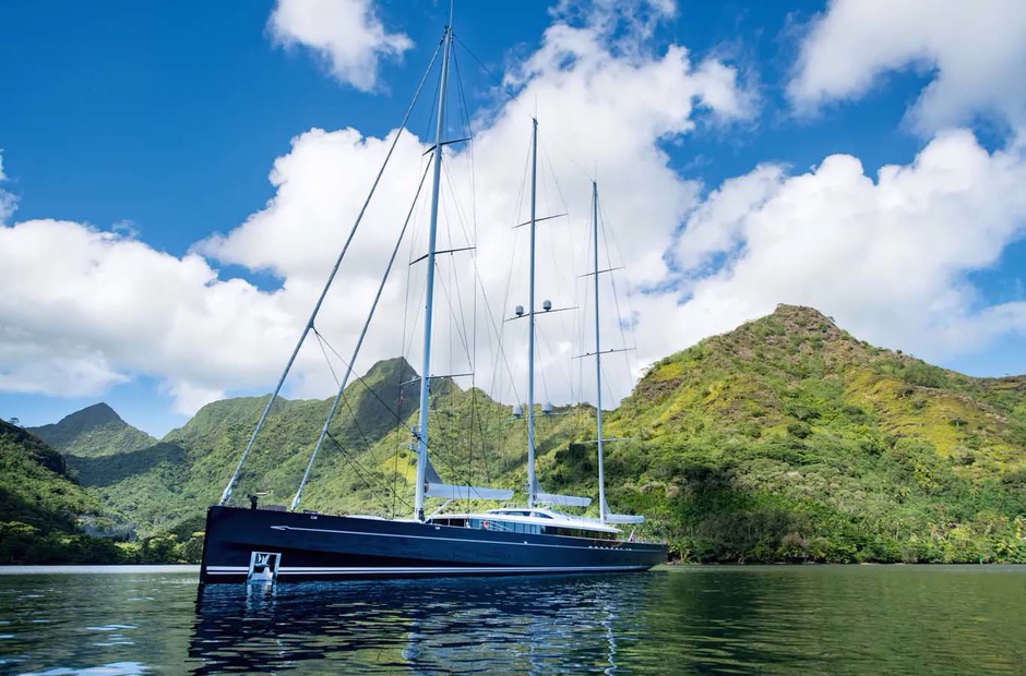 Royal Huisman  Ravenger