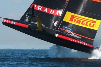 AC75 успешно проходит испытания на прочность