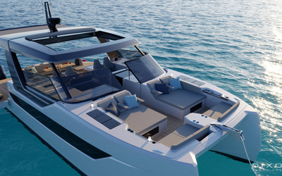 Xquisite 40′ PowerCat