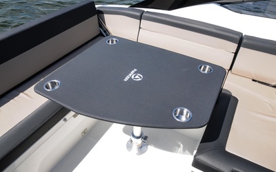 Parker 690 Day Cruiser