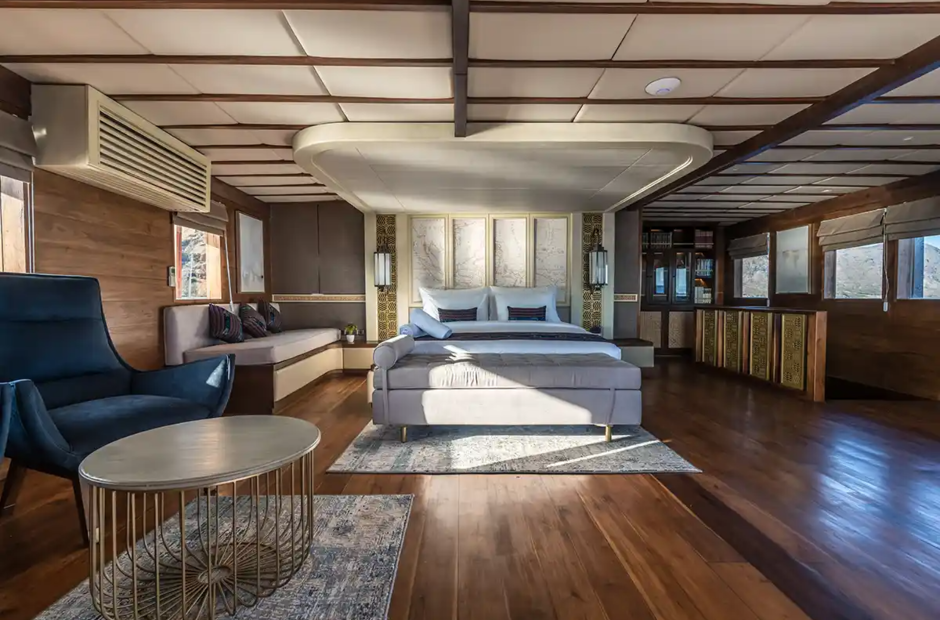 Custom Boats The Maj Oceanic