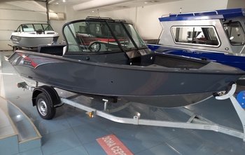 Windboat 4.6 DCX (2022)