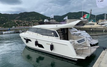 2017, Ferretti 450