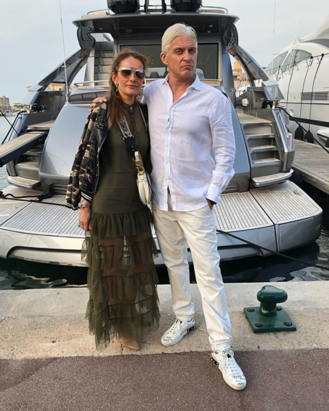 Oleg Tinkov and his wife against the background of Pershing 9x La Datcha. Photo: instagram.com/olegtinkov