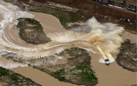 The race, the view from above. 